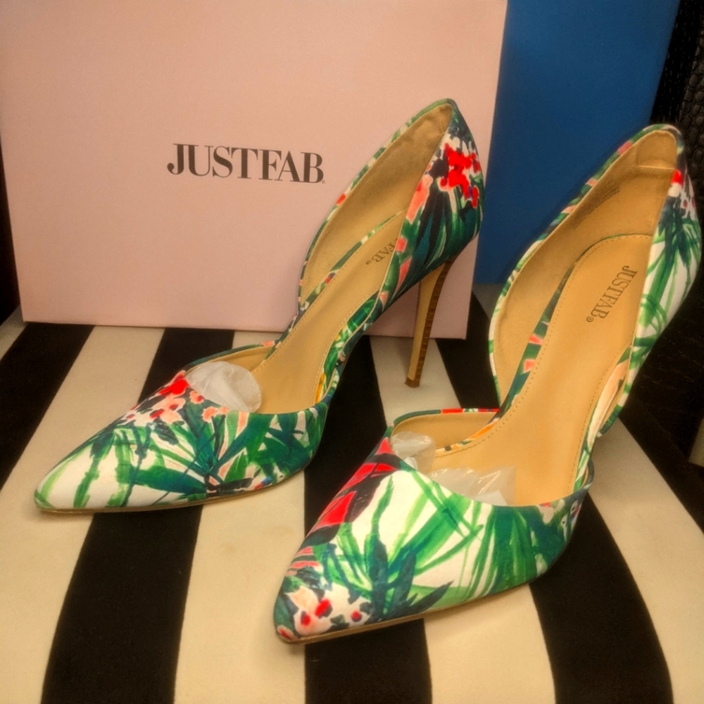 Statement Pump - Picture 4 of 4